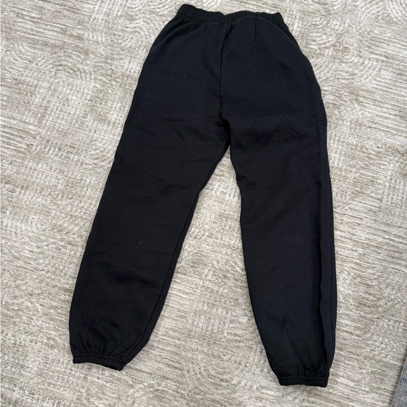 ALO Yoga Women's Black Sweatpants - Picture 6 of 7